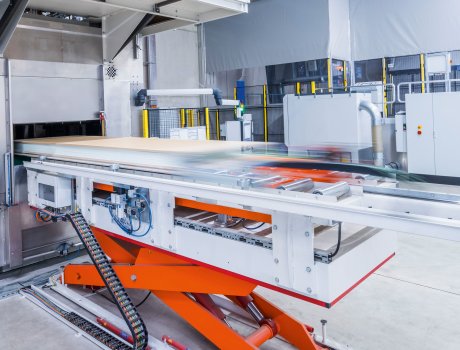 
SCHÜTZ has expanded the production area for its CORMASTER® lightweight construction material by adding an additional production line.
Photo: SCHÜTZ